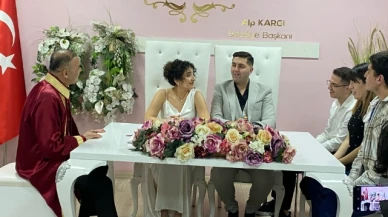 5 Çift Sevgililer Günü’nde ‘Ömür Boyu Evet’ dedi