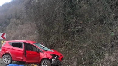 Şarampole devrilen otomobilin sürücüsü hayatını kaybetti