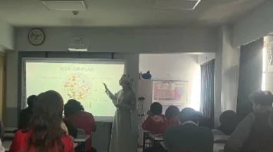 Sağlık Personelleri, Öğrencilerle Eğitim Gerçekleştirdi
