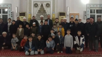 Gençler Şehirlerin Kalbi Camide Buluştu