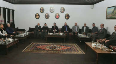 Vali Bakan Amasya'nın çeşitli kesimlerinden hemşehirliler ile bir araya geldi