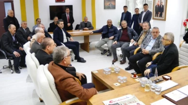 Altınörgü Misafirlerini Makamında Ağırladı