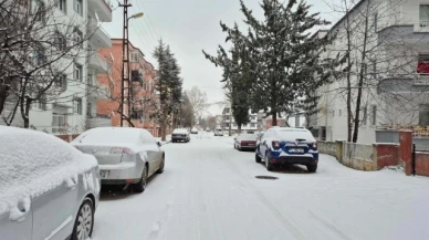 Merzifon'da kar yağışı etkili oldu