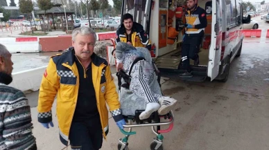 Akaryakıt istasyonunda bıçaklı saldırıya uğrayan genç yaralandı