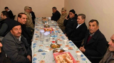 Bu köyde yoldan geçenlere 21 yıldır ücretsiz iftar veriliyor