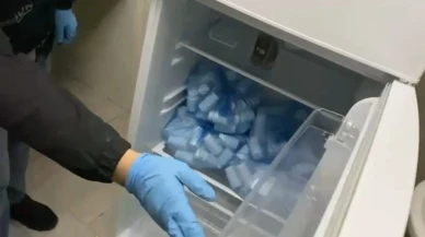 Buzdolabının içi dahil evin her tarafından uyuşturucu çıktı