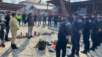 Jandarma Personeline Yangınla Mücadele Eğitimi