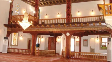 Oğlunun Başladığı Cami’yi Annesi Tamamladı