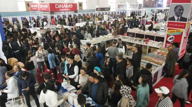 150’nin üzerinde yayınevi Merzifon’a geliyor