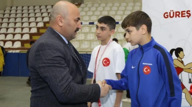 U15 Serbest Stil Güreş Yıldızlar Müsabakaları Sonuçlandı