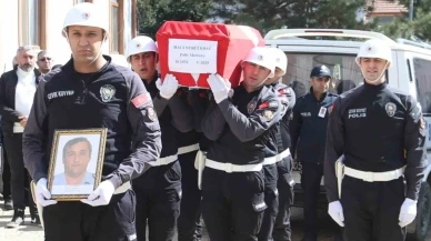 Hayatını kaybeden polis memuru Hacı Nuri Erdağ Amasya’da defnedildi