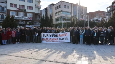 Koçak: "İnsani bir duruş sergilemek için buradayız"