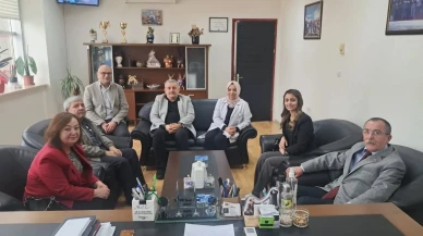 CHP, Tıp Bayramında Kahramanlara Işık Tuttu!