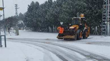 Merzifon’da Kar Yağışı Etkili Oldu, Kent Beyaza Büründü
