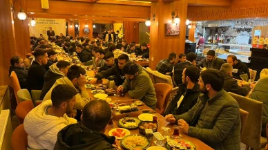 AK Parti Gençlerle Sahurda Buluştu!