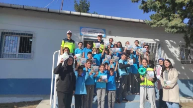 Merzifon’da Yeni Ders! Jandarmadan Trafik Bilinci