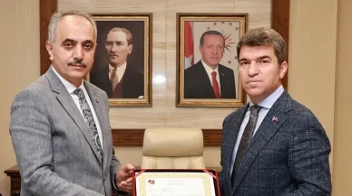 Vali Bakan’dan Bayram’a Yeni Görev Tebriği!