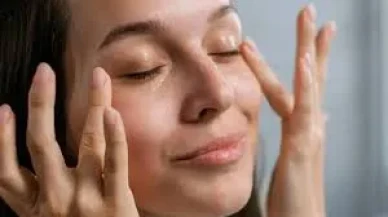 Kadınlarda Doğru Cilt Bakımı Nasıl Olmalı? Işıltılı ve Sağlıklı Bir Cildin Sırları