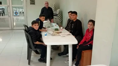 Şehirlerin Kalbi Camilerde Atıyor