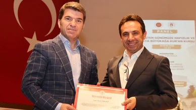 Vali Önder Bakan “Hafızlık ve Büyükağa Kur’an Kursu” Paneline Katıldı