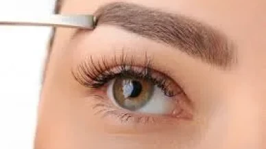 2025’in Kaş Modası: Doğallık, Denge ve Zarafet Ön Planda