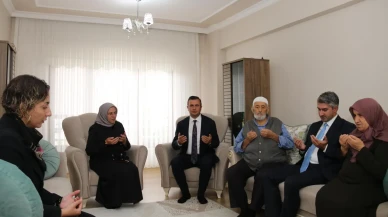 Başkan Uzun, Bakan Yardımcısıyla Birlikte Şehit Ailesinin Kapısını Çaldı
