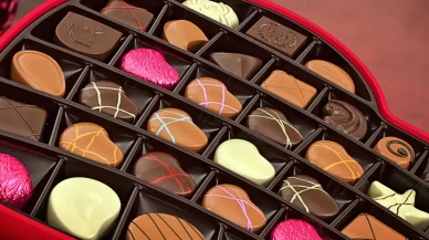 Rüyada Çikolata Yemek Ne Anlama Gelir? Tatlı Bir Mesaj mı, Gizli Bir Uyarı mı?