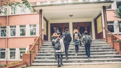 Rüyada Okul Görmek Ne Anlama Gelir? Uzmanlar Uyarıyor!