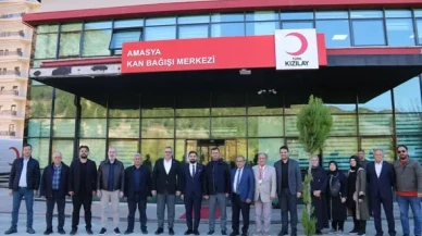 AK Parti Heyeti Kızılay’da: Çilez Bağış Yaptı