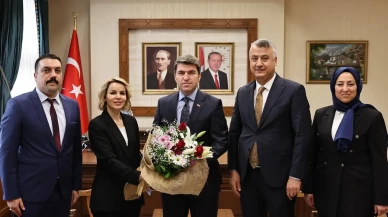 Vali Bakan, Öğretmenleri Makamında Ağırladı