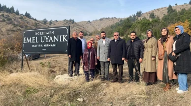 Emel Öğretmen İçin Fidanlar Toprakla Buluştu