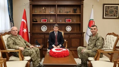 Komutanlar Amasya’da