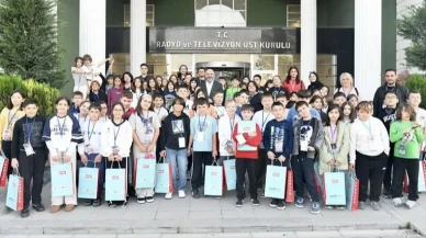 RTÜK Üyesi Hasan Davulcu’dan Öğrencilere Anlamlı Ziyaret ve Sıcak Karşılama