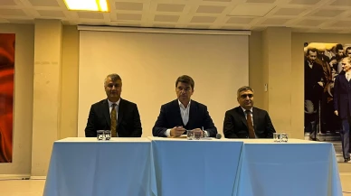 Vali Bakan’dan Fen Lisesi Öğrencilerine Gelecek Semineri