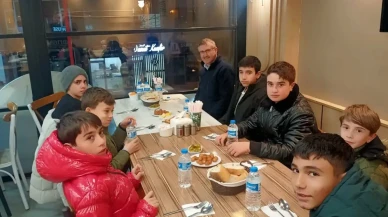 Aşut Camii’nde Gençlik Buluşması