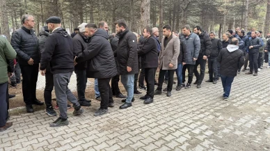 Merzifon Gençleri Nazım Belli'yi Uğurladı