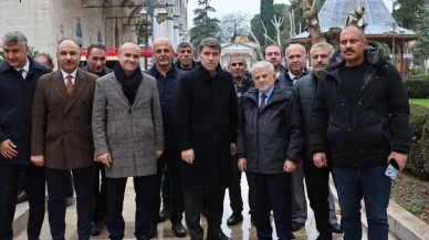 Vali Bakan, Camii’de Vatandaşlarla Buluştu