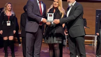 Türkiye’nin Sihirli Elleri’nde Büyük Başarı: Yılın Parlayan İsmi Burcu Kaya