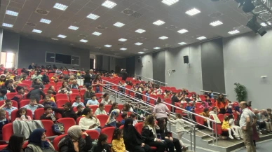 Merzifon'da Çocuklar İçin Gölge Oyunu Şöleni!