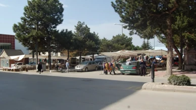 Pırtı Pazarı Bugün de Açık!