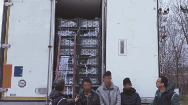 Merzifon'da Karpuz Yüklü Tırda 3 Düzensiz Göçmen Yakalandı