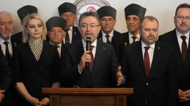 Bakan Yumaklı: "10 binlerce insanın katledilmesine şahitlik yapıyoruz"