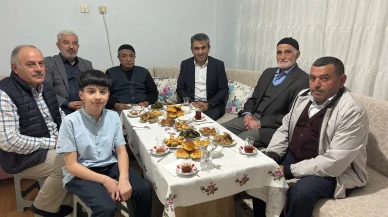 Başkan Rıfat Uzun’dan Bayramda “Çat Kapı” Ziyaretler