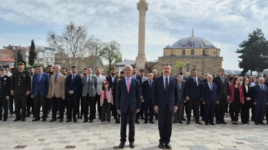 Merzifon'da 23 Nisan Coşkusu: Atatürk Anıtı'na Çelenk Sunuldu