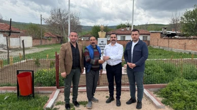 Merzifon Gençlerinden Elmayolu’na Umut Fidanları