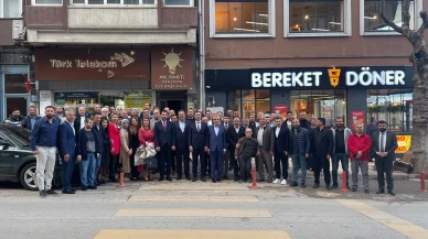 AK Parti Merzifon İlçe Başkanlığı’nda Coşkulu Bayramlaşma Töreni