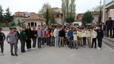 Suluova Belediye Başkanı, Çocuklara Belediyeciliği Anlattı