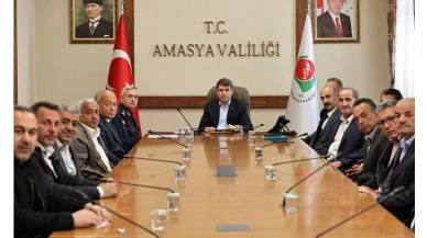 Amasya Muhtarları Vali Bakan’la Buluştu