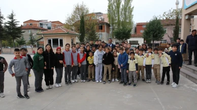 Suluova Belediye Başkanı, Çocuklara Belediyeciliği Anlattı