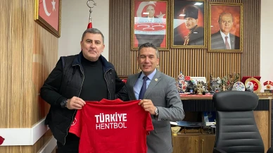 Türkiye-Avusturya Maçı Öncesi MHP Amasya’ya Ziyaret